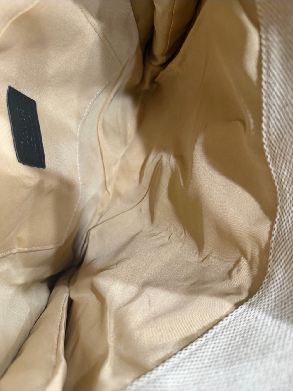 Chloé Woody Medium CANVAS Tote Bag $1,295.00 - Picture 5 of 13